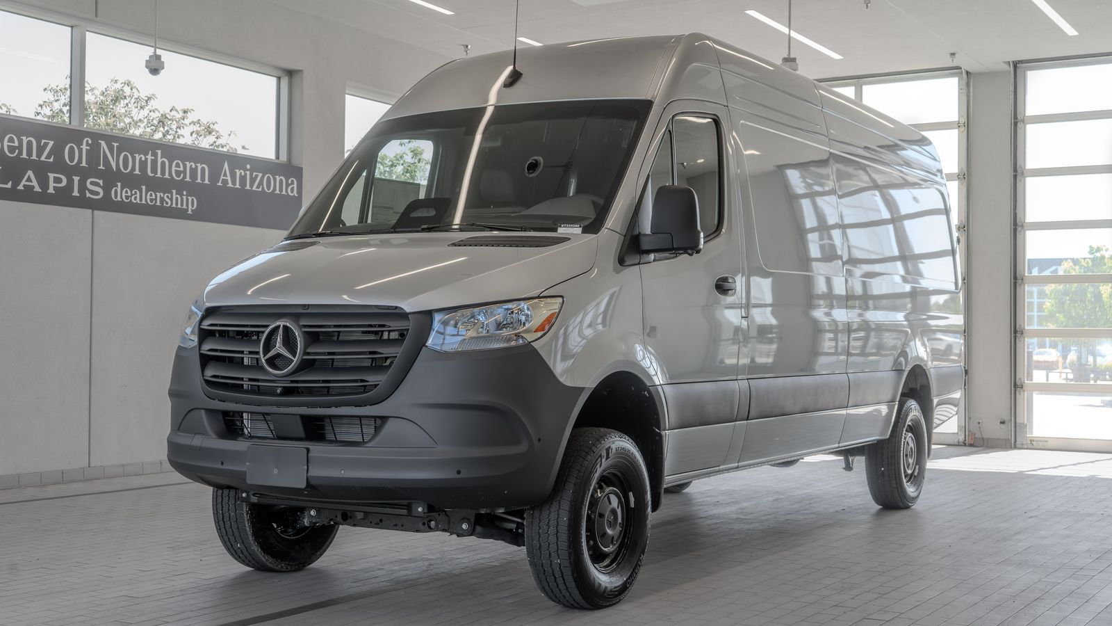 2025 Mercedes-Benz Sprinter 2500 Cargo 170 WB — full photo 25 of 36
