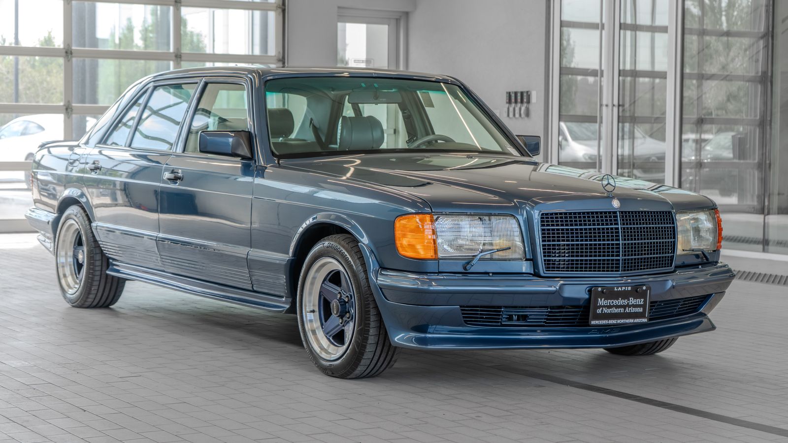 1984 Mercedes 500 SEL — full photo 20 of 46