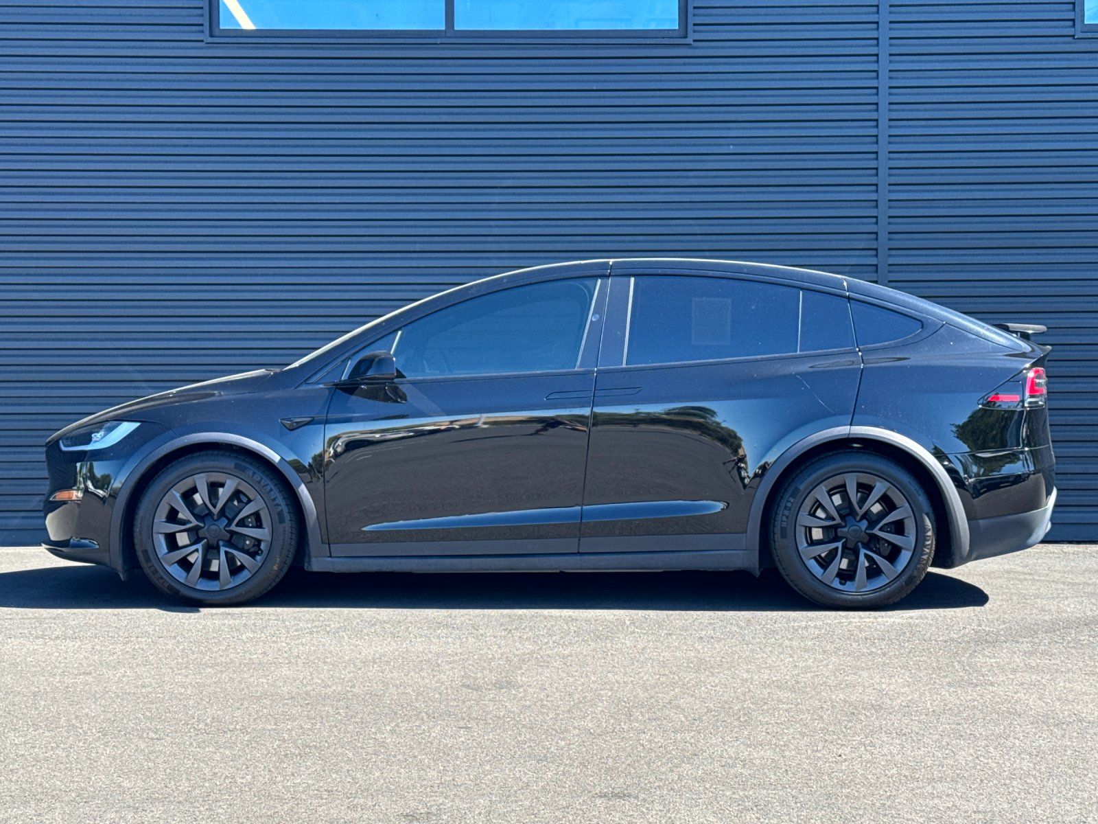 2024 Tesla Model X Base — foto completa 3 de 30