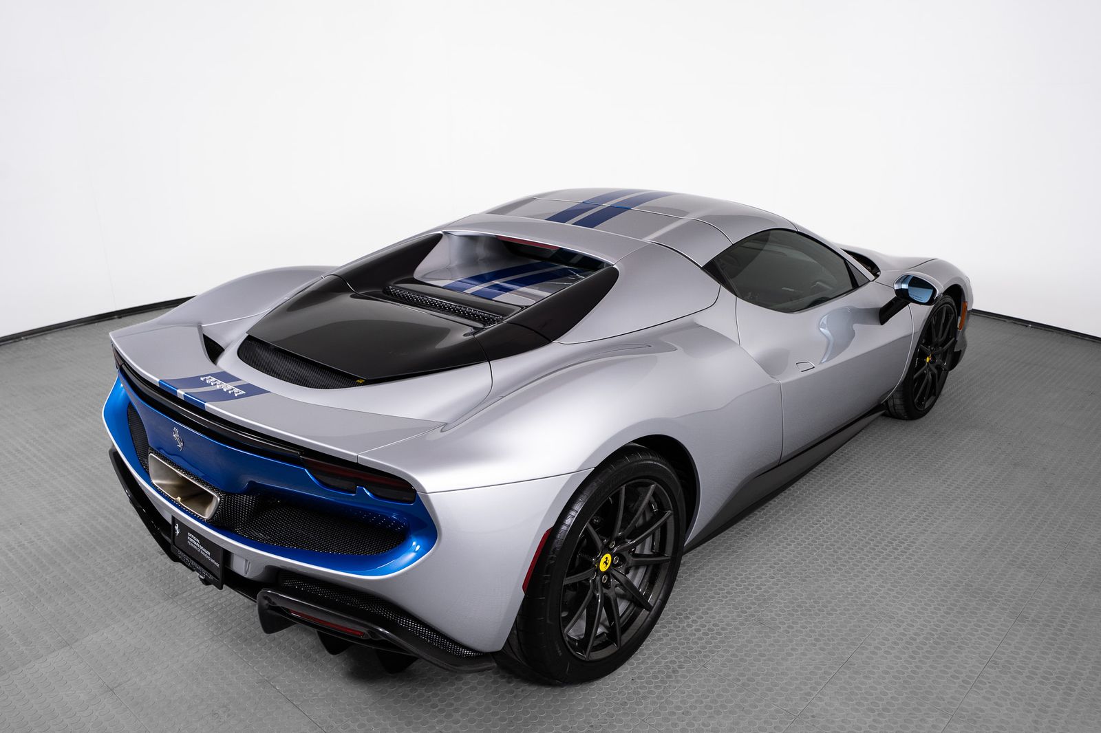 2023 Ferrari 296 GTS — full photo 47 of 51