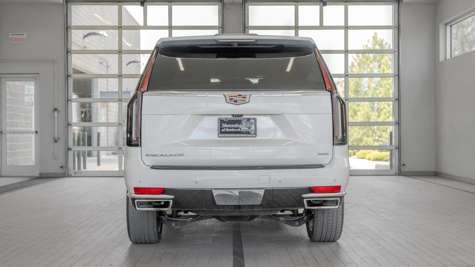 2023 Cadillac Escalade Premium Luxury — foto completa 14 de 35