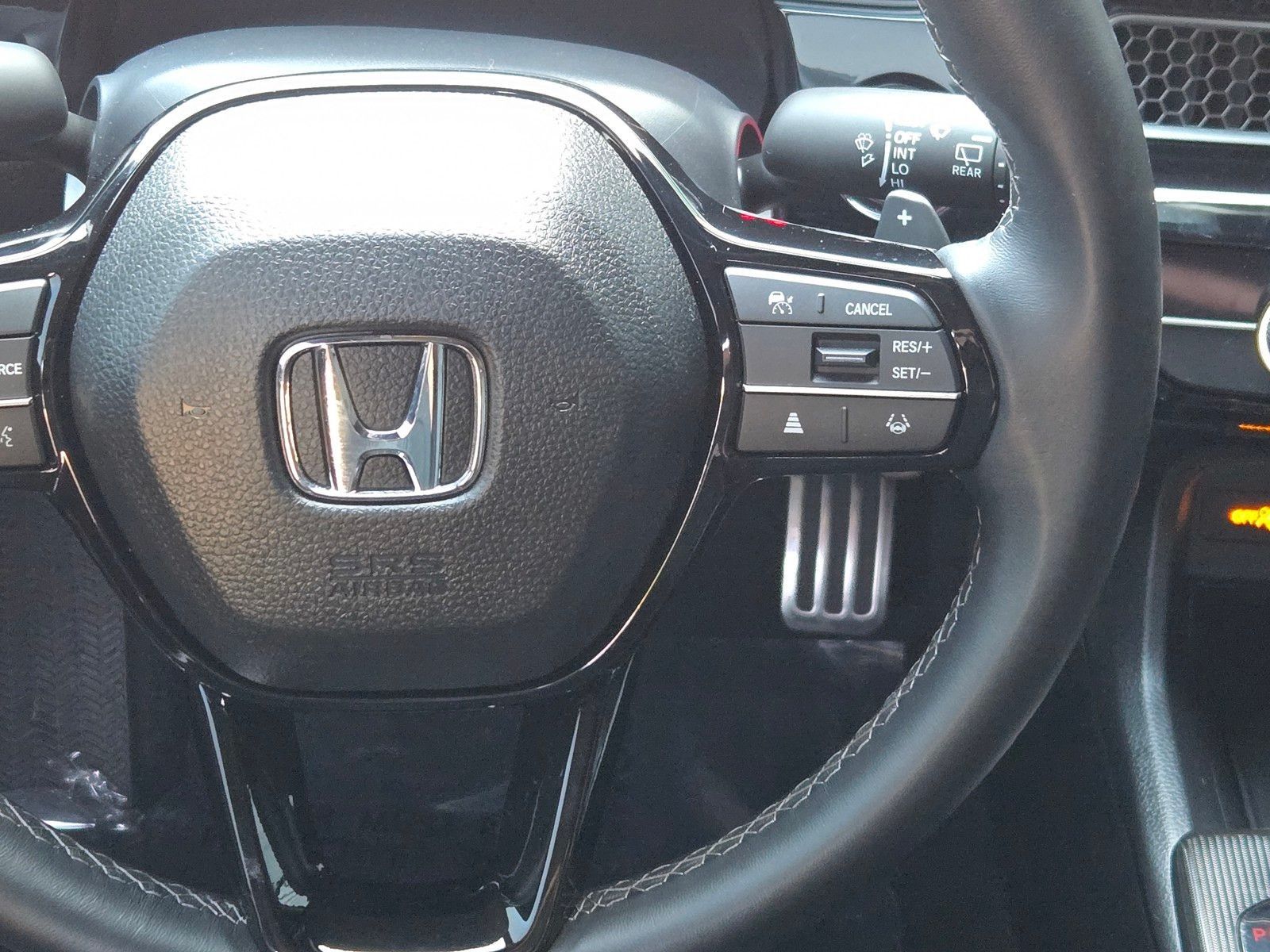 2025 Honda Civic Sport — full photo 16 of 28
