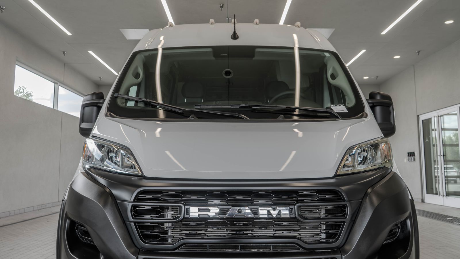 2024 Ram ProMaster 3500 High Roof — full photo 22 of 37