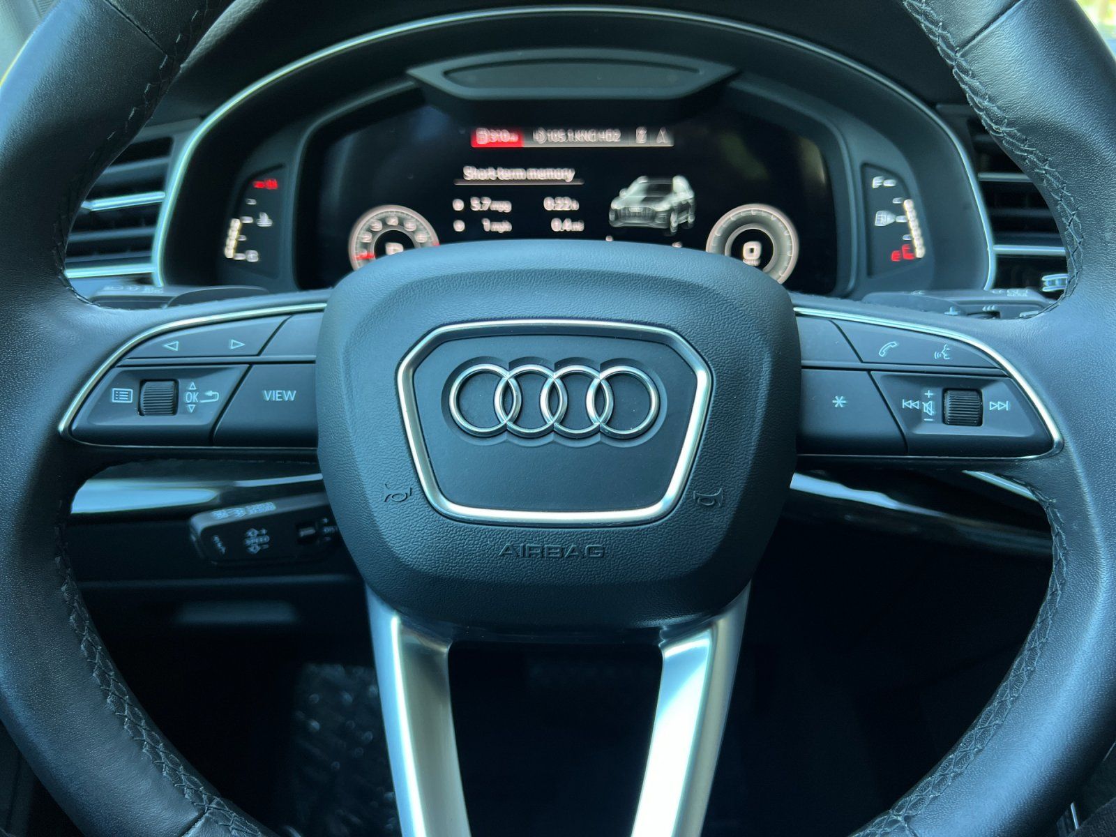 2023 Audi Q7 55 Premium Plus — full photo 25 of 30