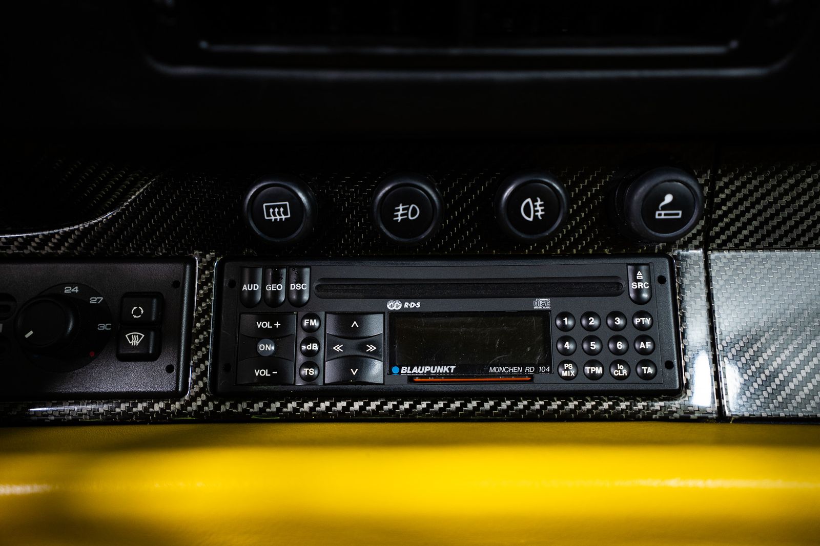 1996 Porsche 911 — full photo 25 of 45