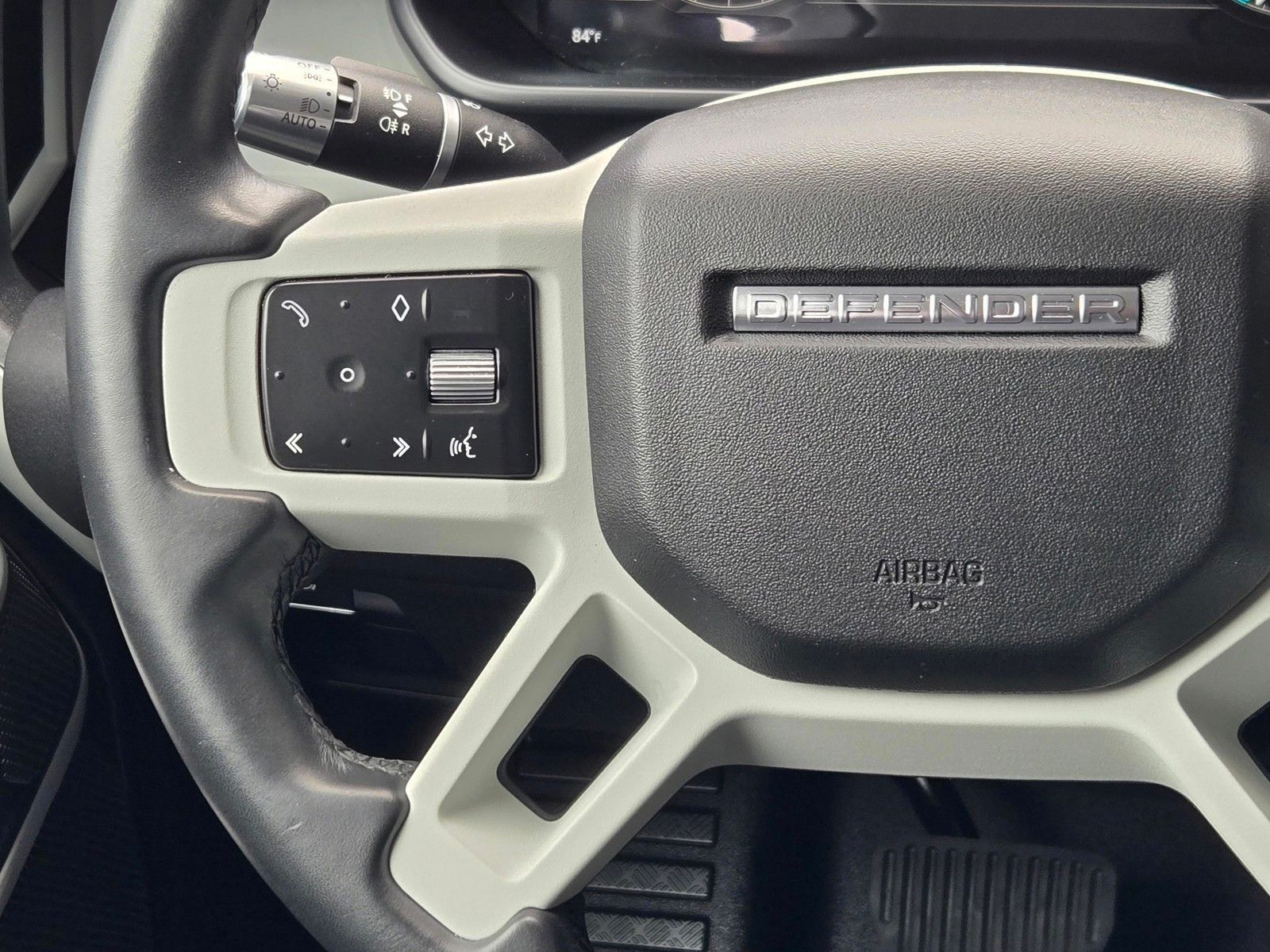 2020 Land Rover Defender 110 SE — foto completa 15 de 45