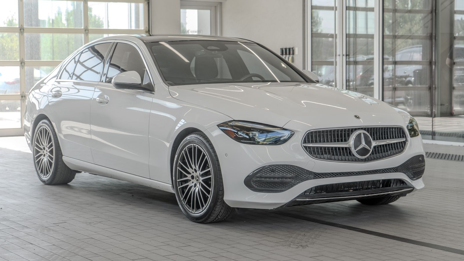 2024 Mercedes-Benz C-Class C 300 — foto completa 21 de 34
