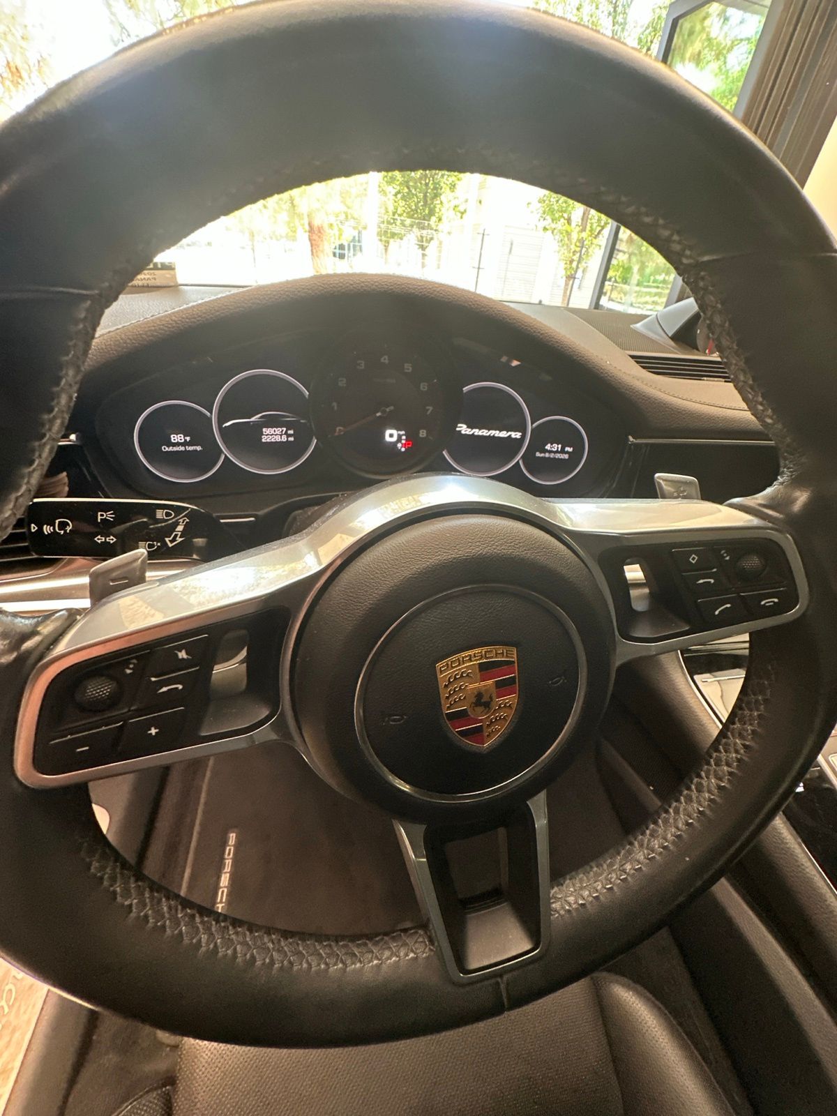 2020 Porsche Panamera Base — foto completa 7 de 8