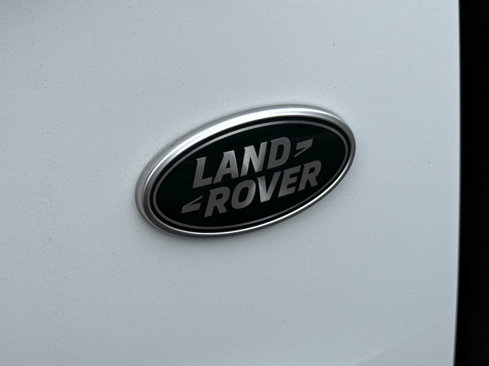 2023 Land Rover Range Rover SE — foto completa 27 de 30