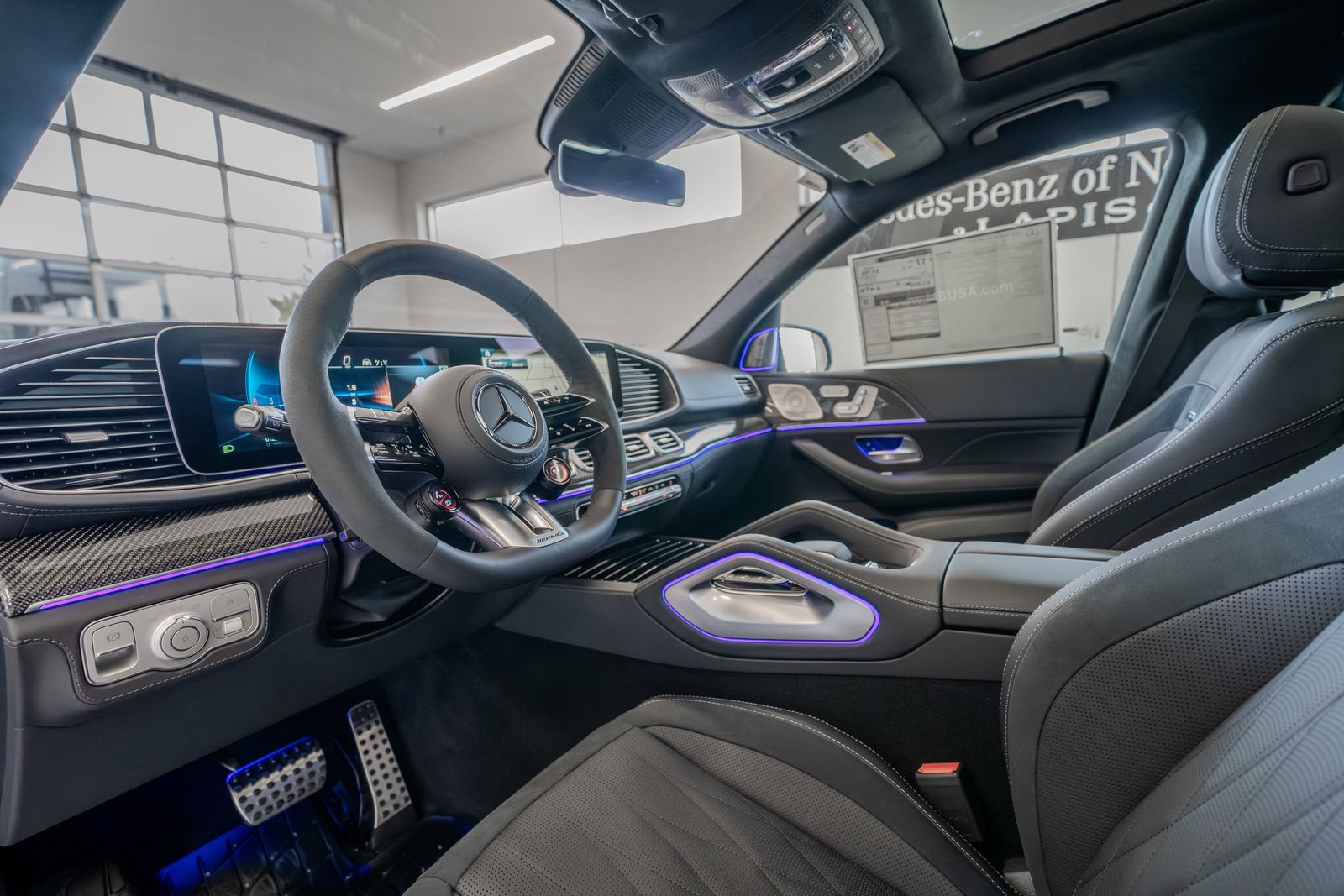 2026 Mercedes-Benz GLS GLS 63 AMG® — foto completa 6 de 36