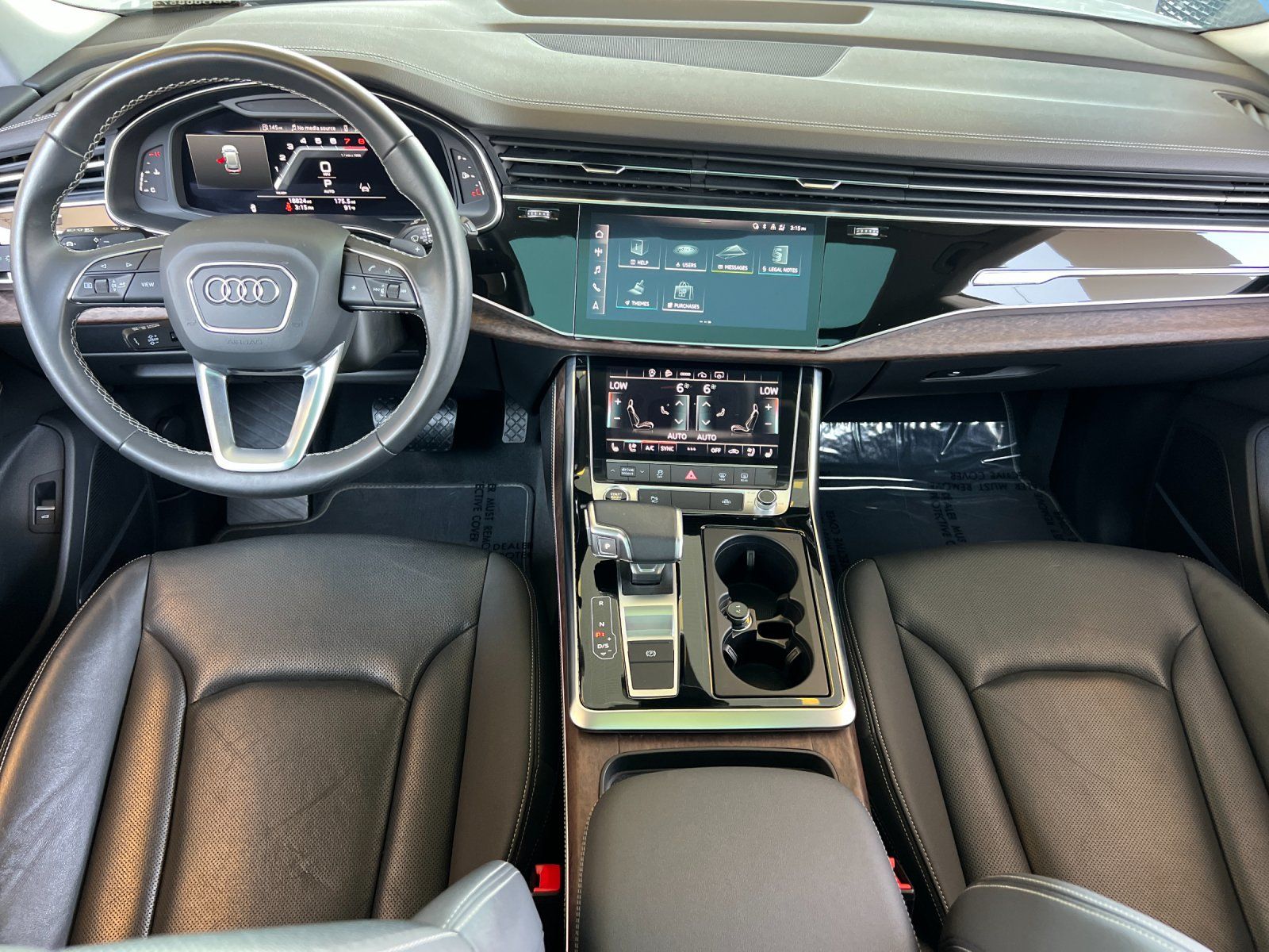 2023 Audi Q8 55 Premium Plus — full photo 13 of 29