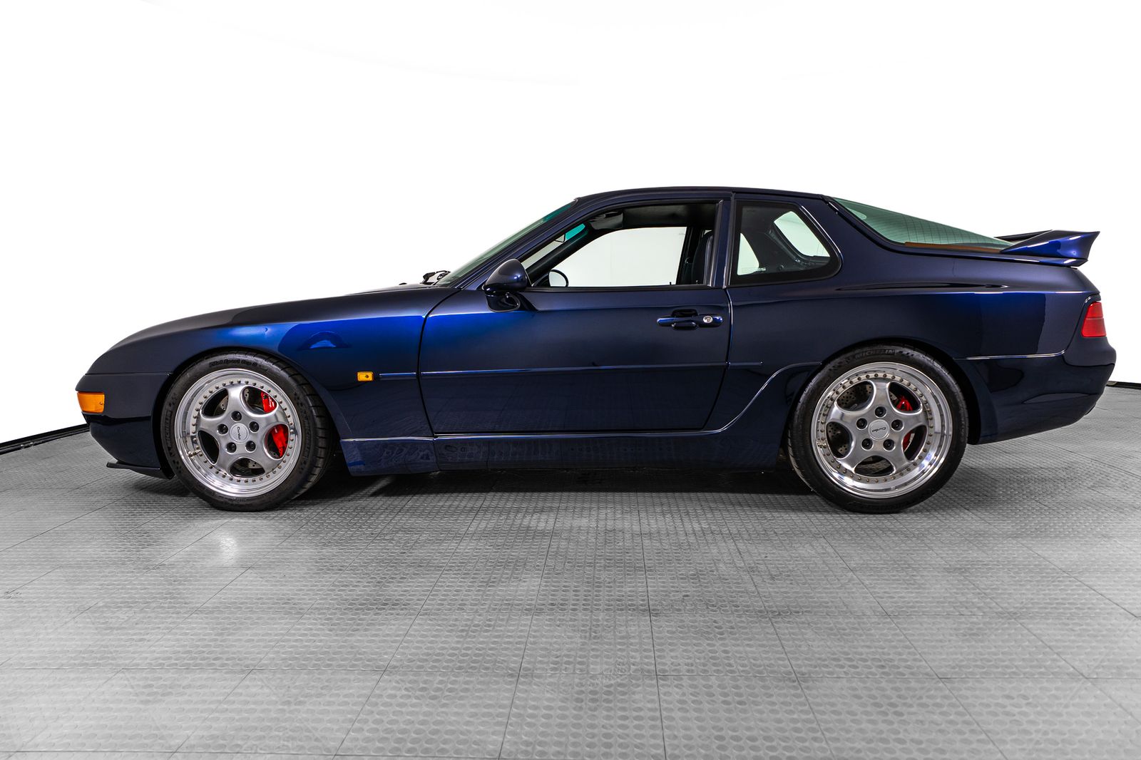 1994 Porsche 968 Turbo S — full photo 42 of 48