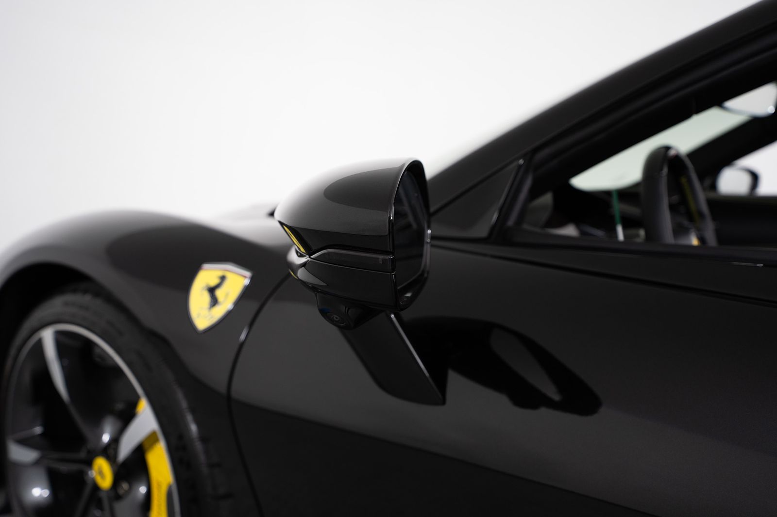 2023 Ferrari SF90 Spider — full photo 11 of 52