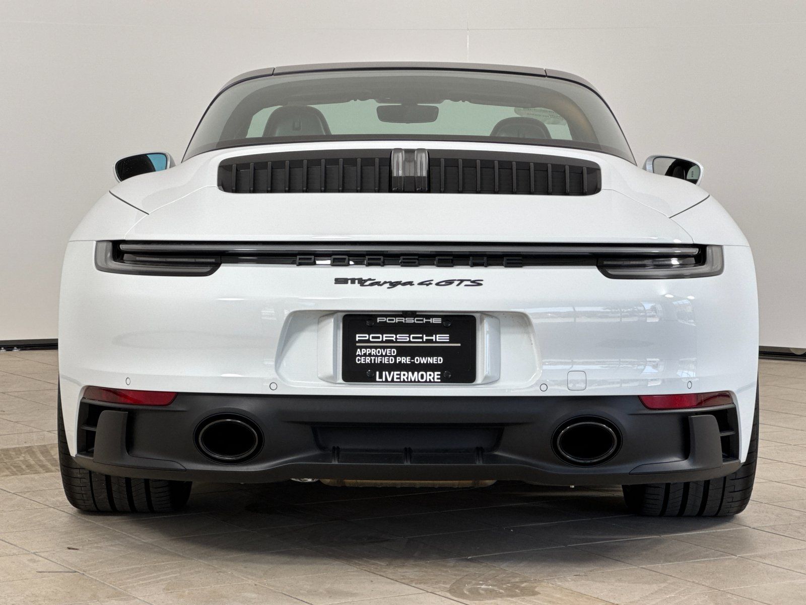 2023 Porsche 911 Targa 4 GTS — full photo 7 of 29