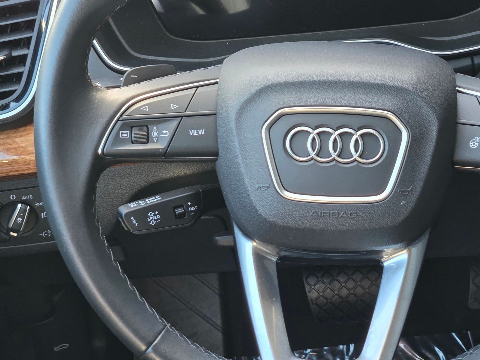 2024 Audi Q5 e 55 Premium — full photo 15 of 45