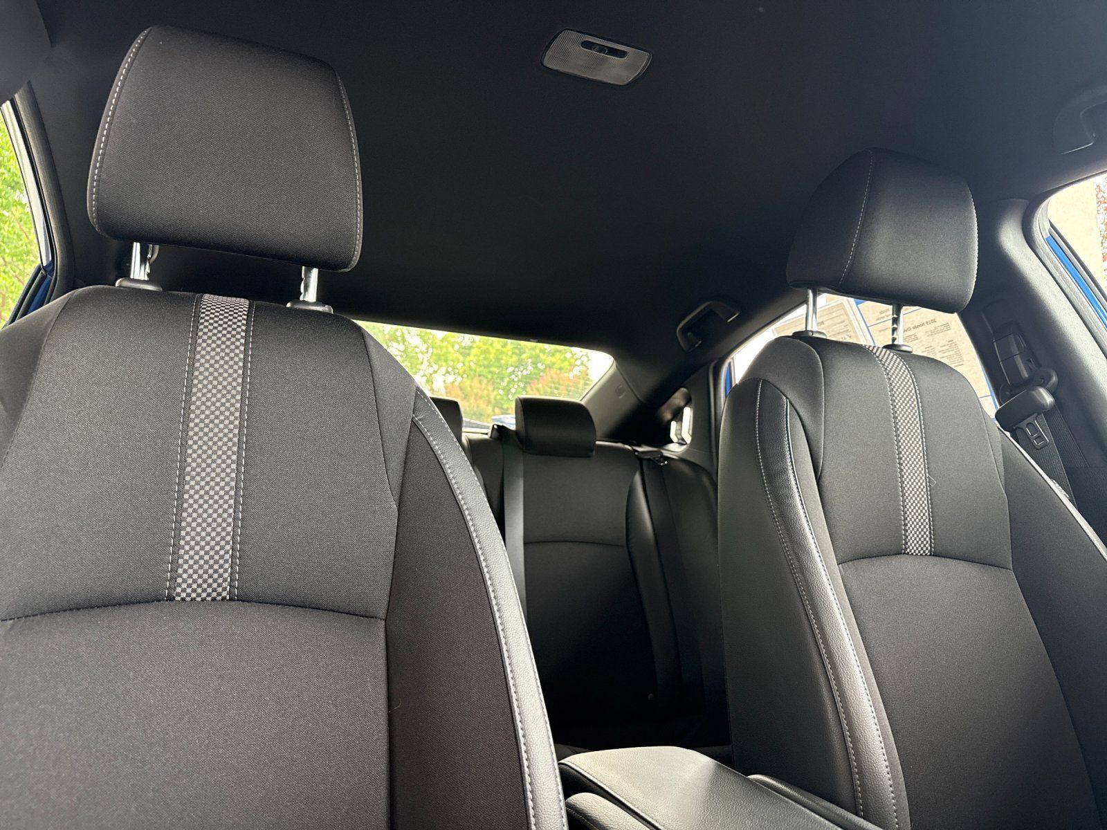 2019 Honda Civic Sport — foto completa 17 de 30