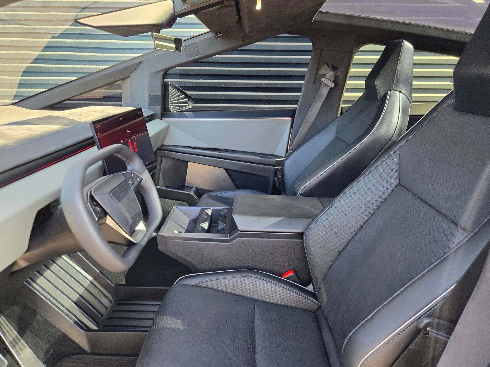 2024 Tesla Cybertruck Cyberbeast — full photo 26 of 45
