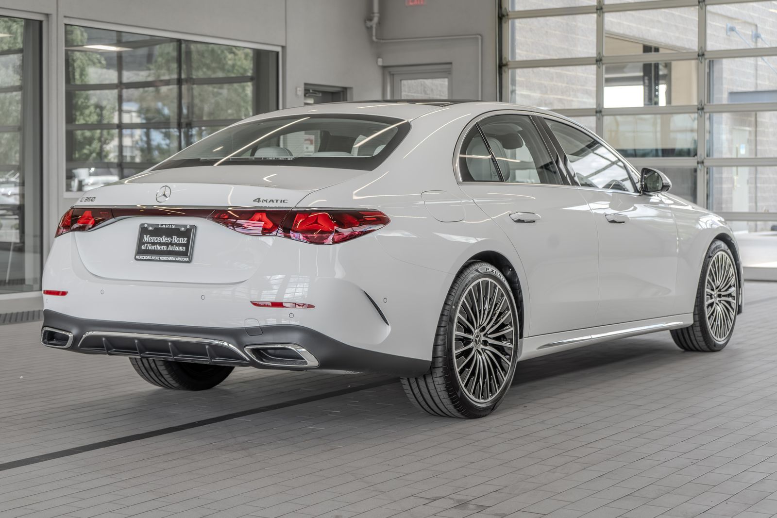 2026 Mercedes-Benz E-Class E 350 — full photo 29 of 36