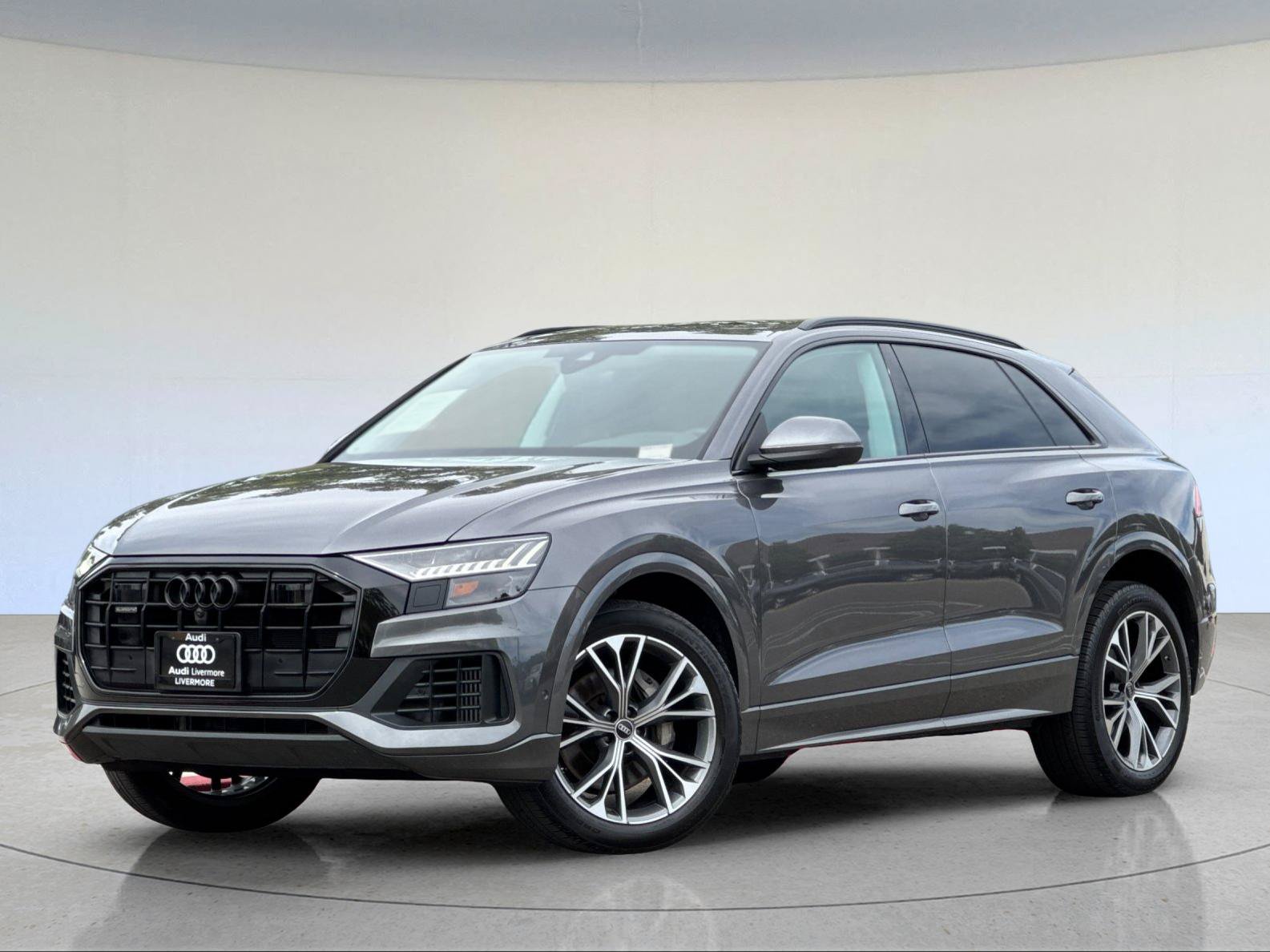 2023 Audi Q8 55 Premium — foto 1 de 26
