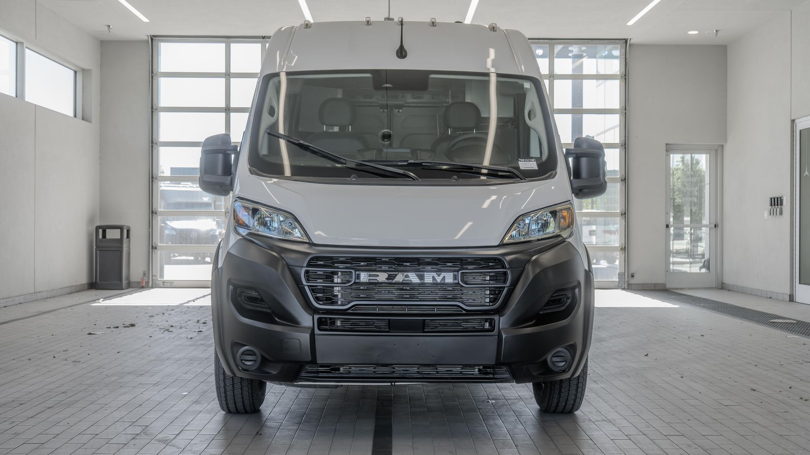 2024 Ram ProMaster 3500 High Roof — full photo 11 of 36