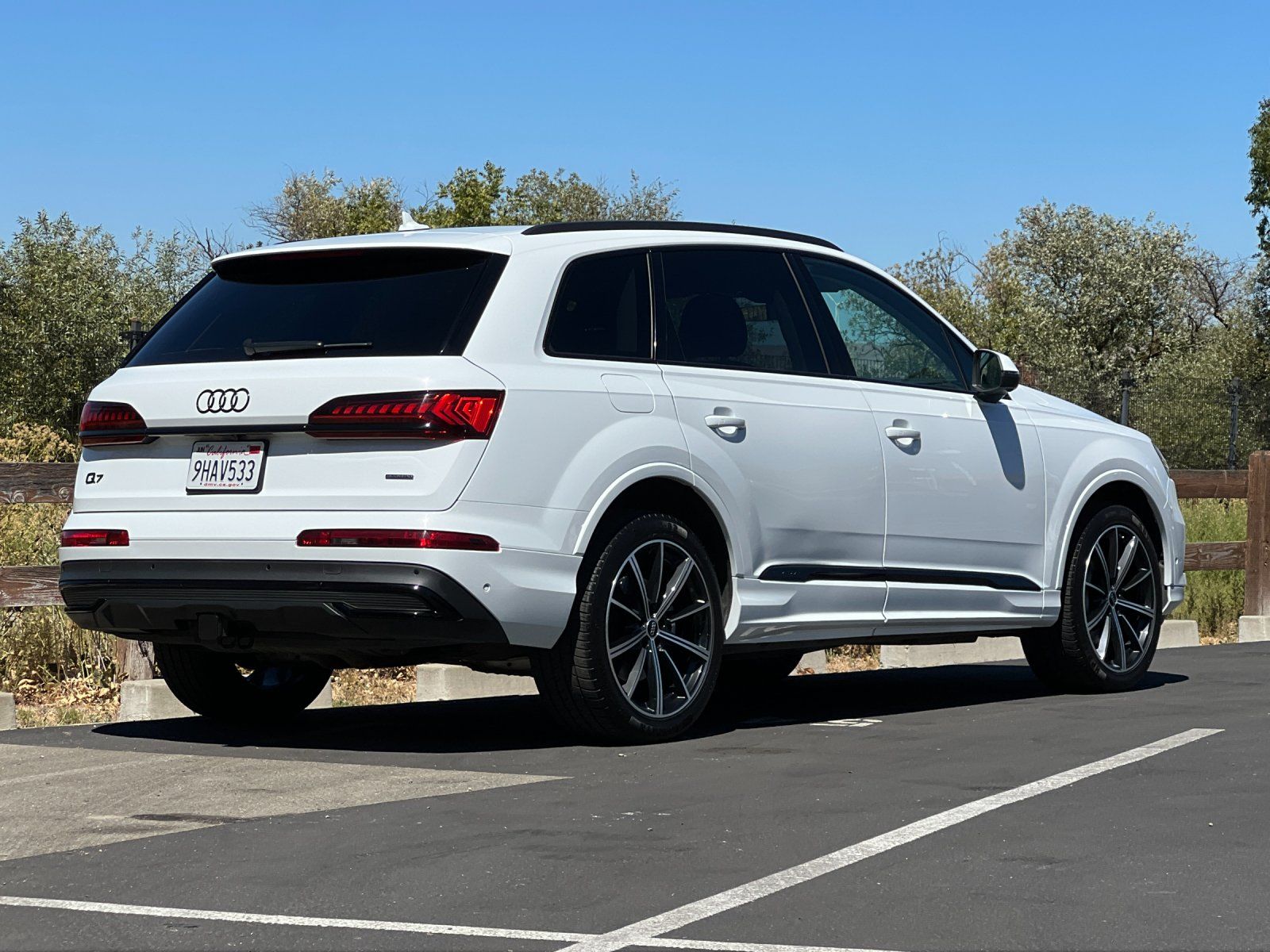2023 Audi Q7 55 Premium Plus — full photo 6 of 30