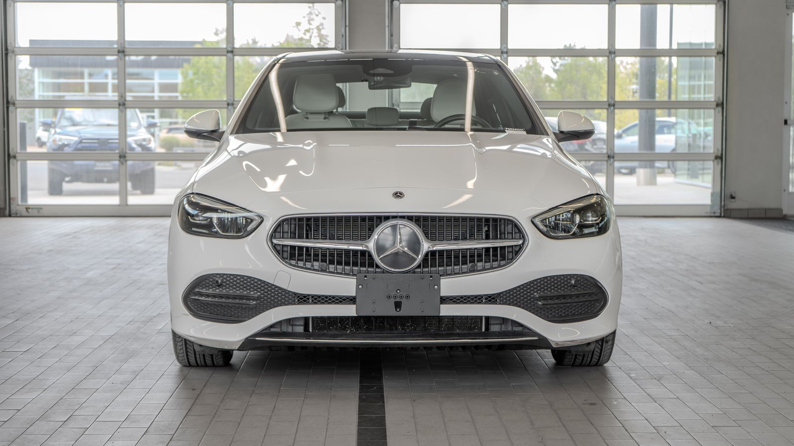 2025 Mercedes-Benz C-Class C 300 — foto completa 11 de 35