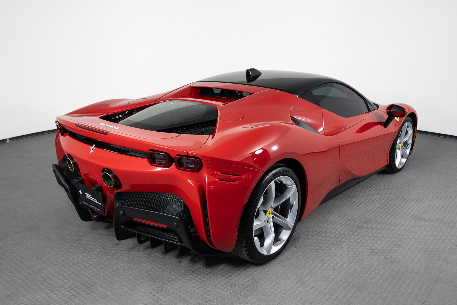 2021 Ferrari SF90 Stradale — full photo 5 of 38
