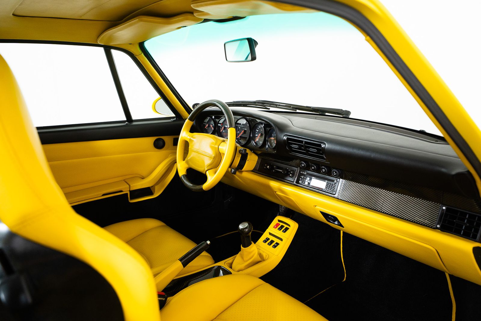1996 Porsche 911 — full photo 19 of 45