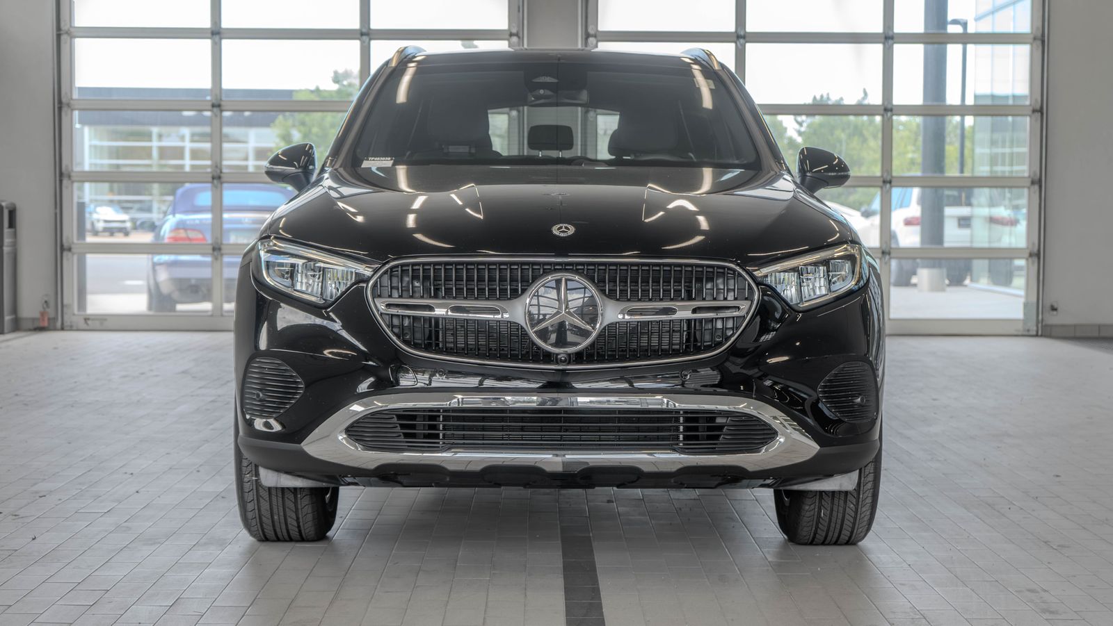 2026 Mercedes-Benz GLC GLC 300 — foto completa 11 de 35
