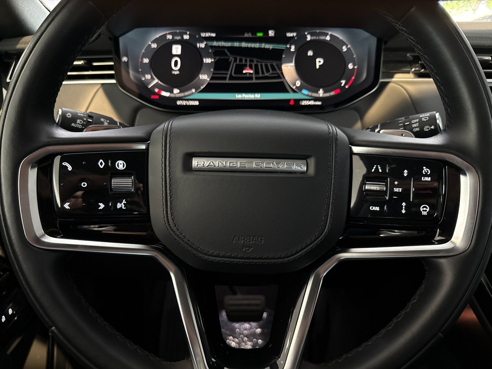 2025 Land Rover Range Rover Sport SE — full photo 23 of 29