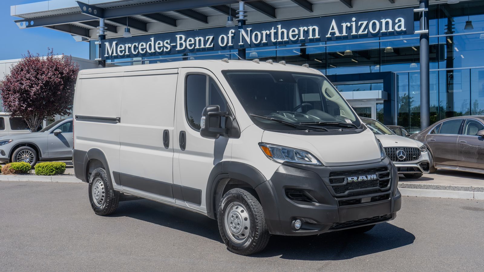 2025 Ram ProMaster 2500 Base — full photo 1 of 33