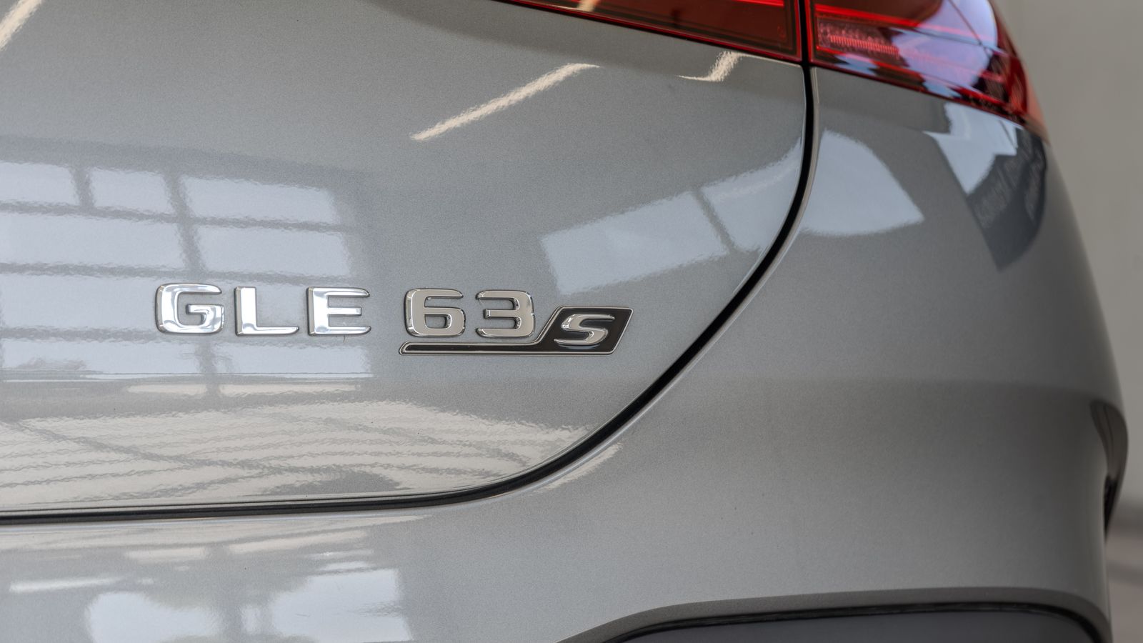 2024 Mercedes-Benz GLE GLE 63 S AMG® — foto completa 24 de 35