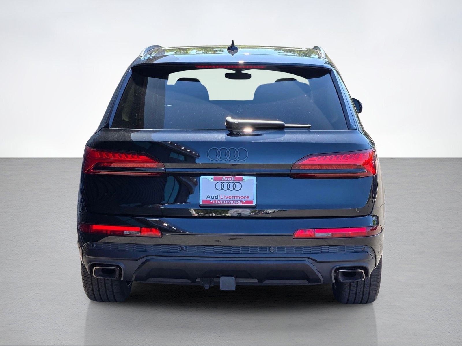 2025 Audi Q7 55 Premium Plus — full photo 5 of 45