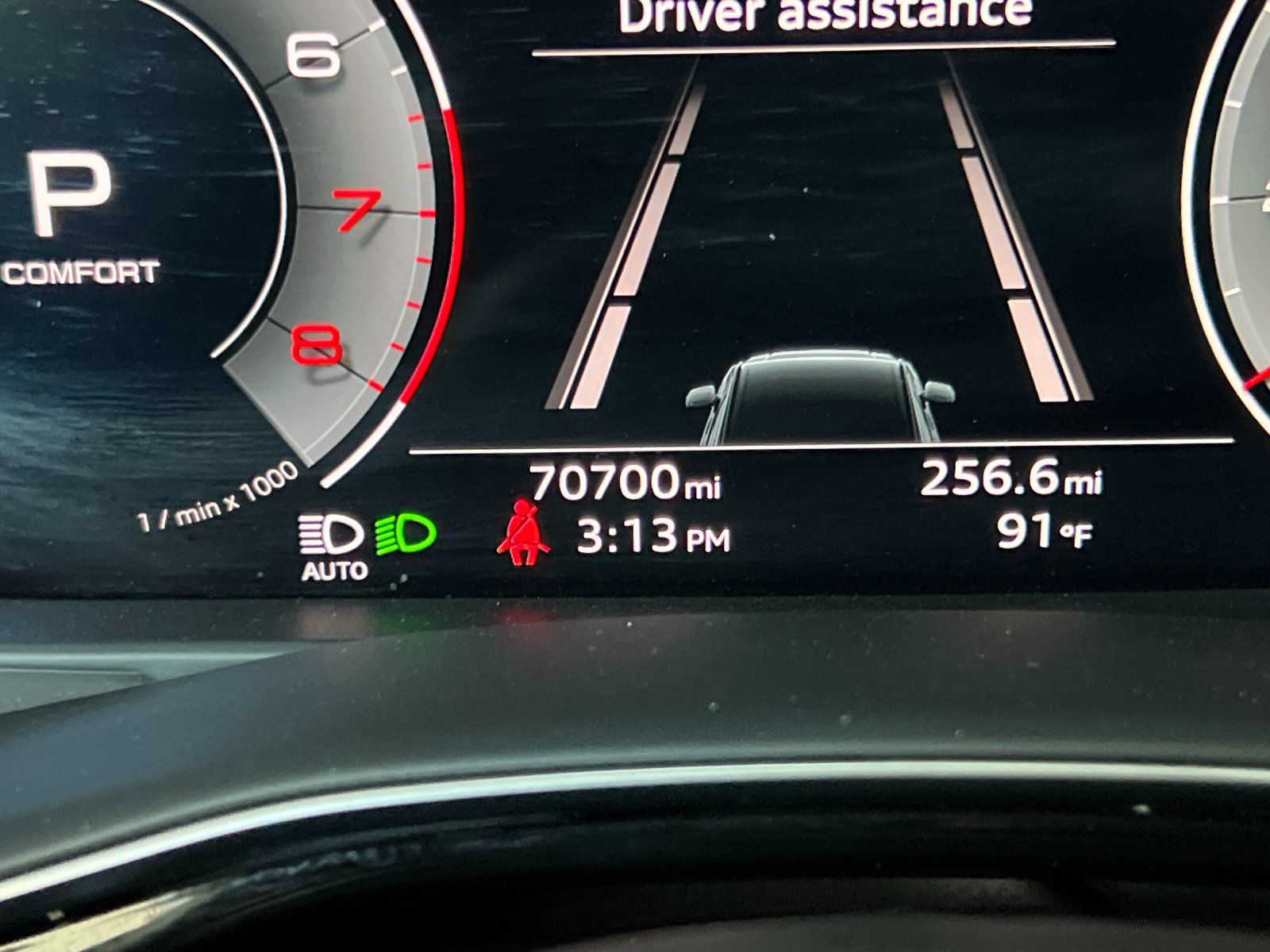 2021 Audi Q7 55 Prestige — full photo 28 of 31