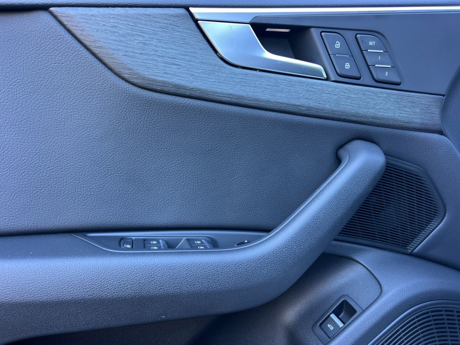 2018 Audi A5 2.0T Premium Plus — full photo 13 of 29