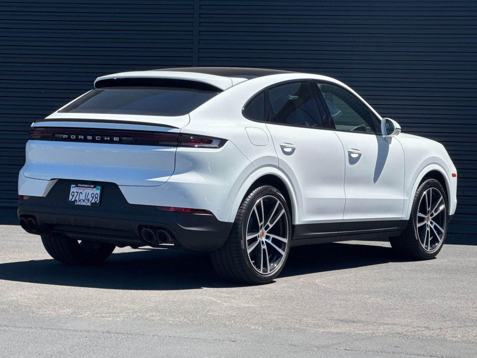 2026 Porsche Cayenne Coupe Base — foto completa 8 de 29