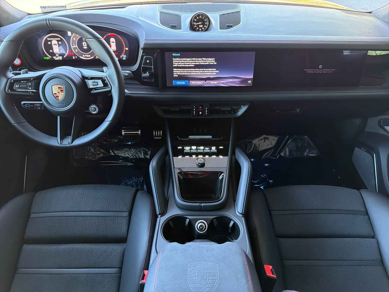 2026 Porsche Cayenne GTS — foto completa 7 de 27