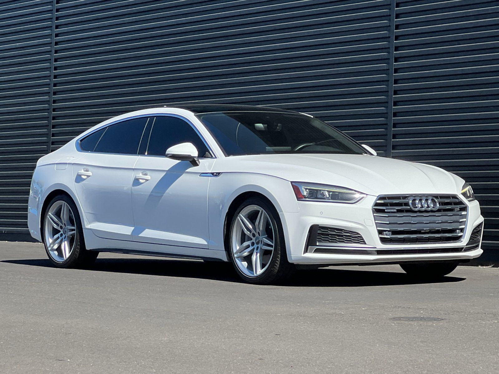 2018 Audi A5 2.0T Premium Plus — full photo 11 of 29