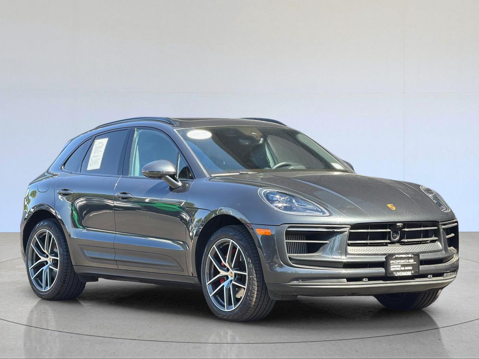 2024 Porsche Macan S — full photo 11 of 28