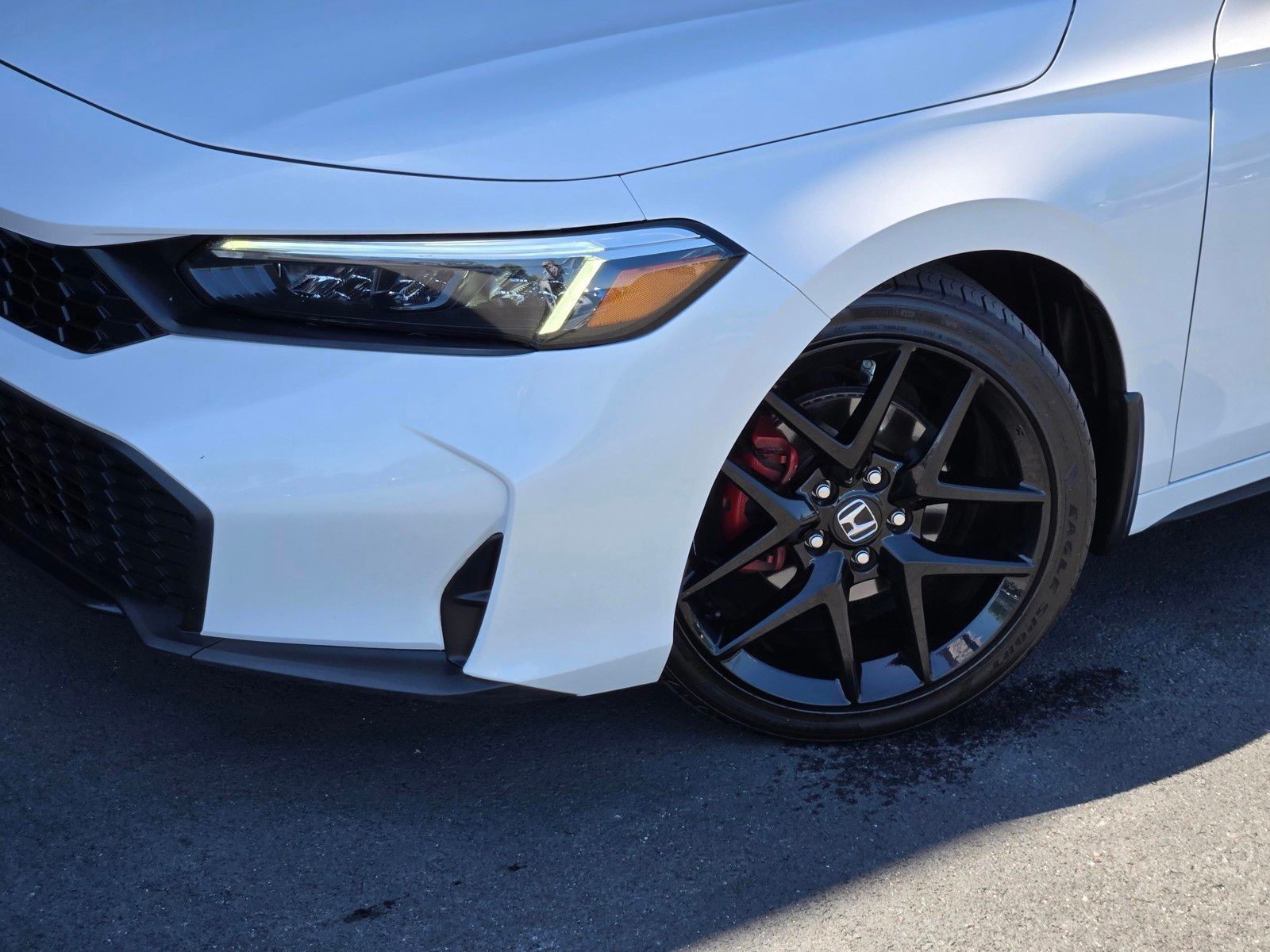 2025 Honda Civic Sport — full photo 10 of 28