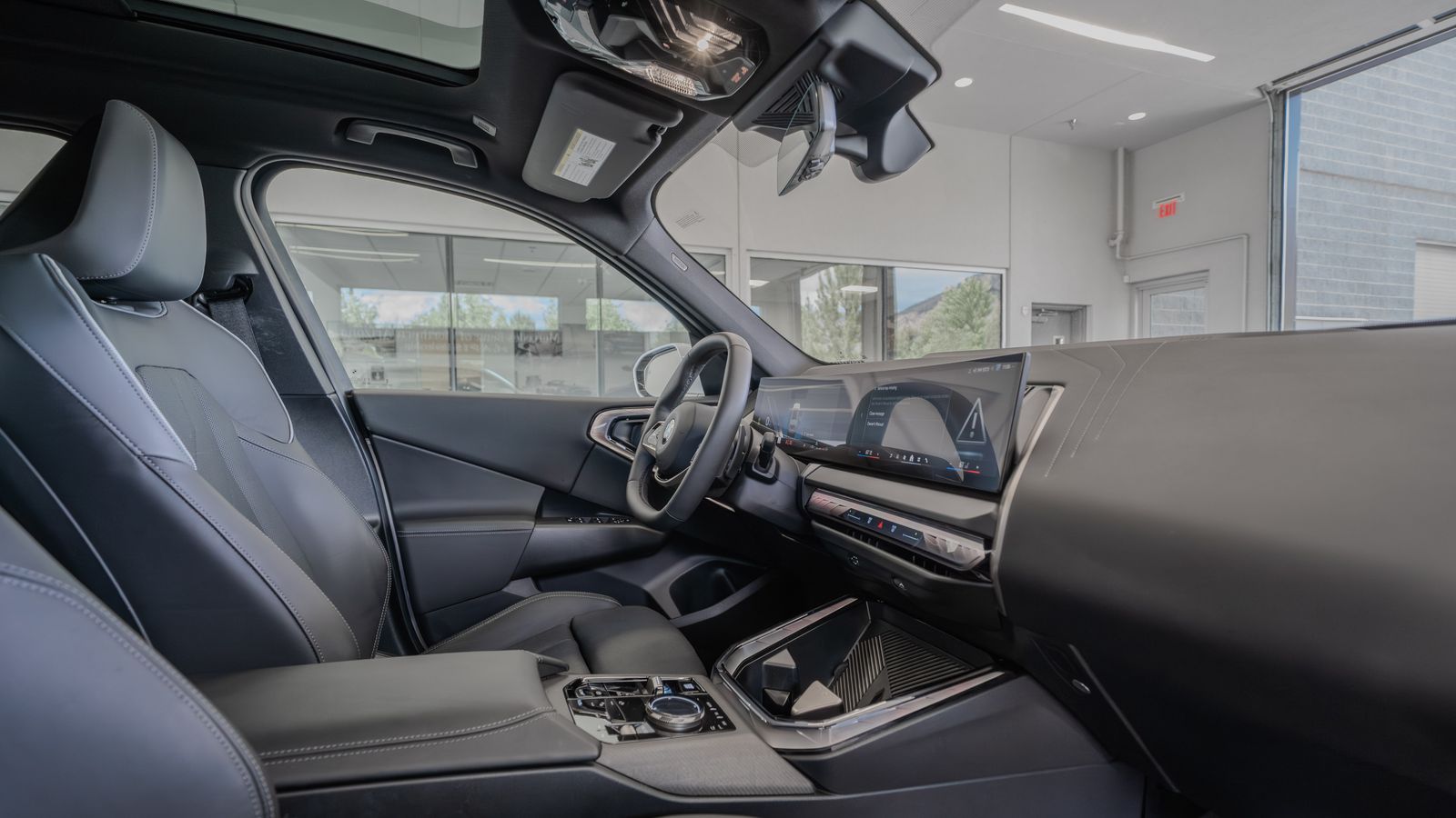 2025 BMW X3 30 xDrive — full photo 17 of 35