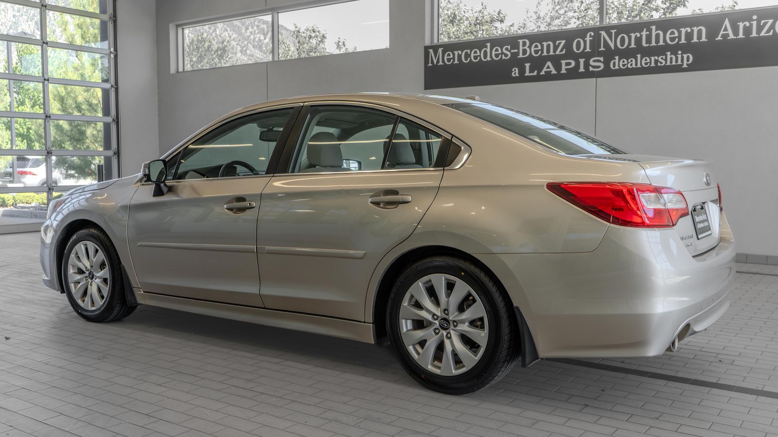 2015 Subaru Legacy 2.5i — full photo 13 of 34