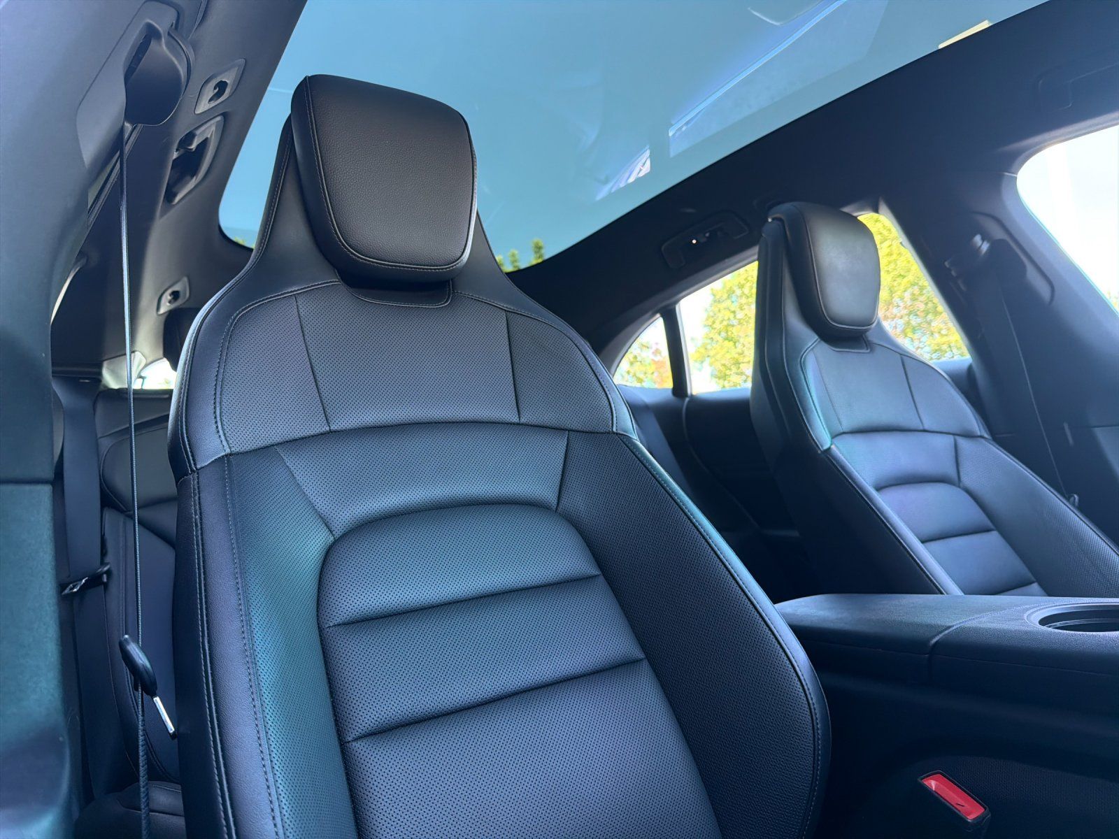 2022 Porsche Taycan Cross Turismo 4S — full photo 17 of 29