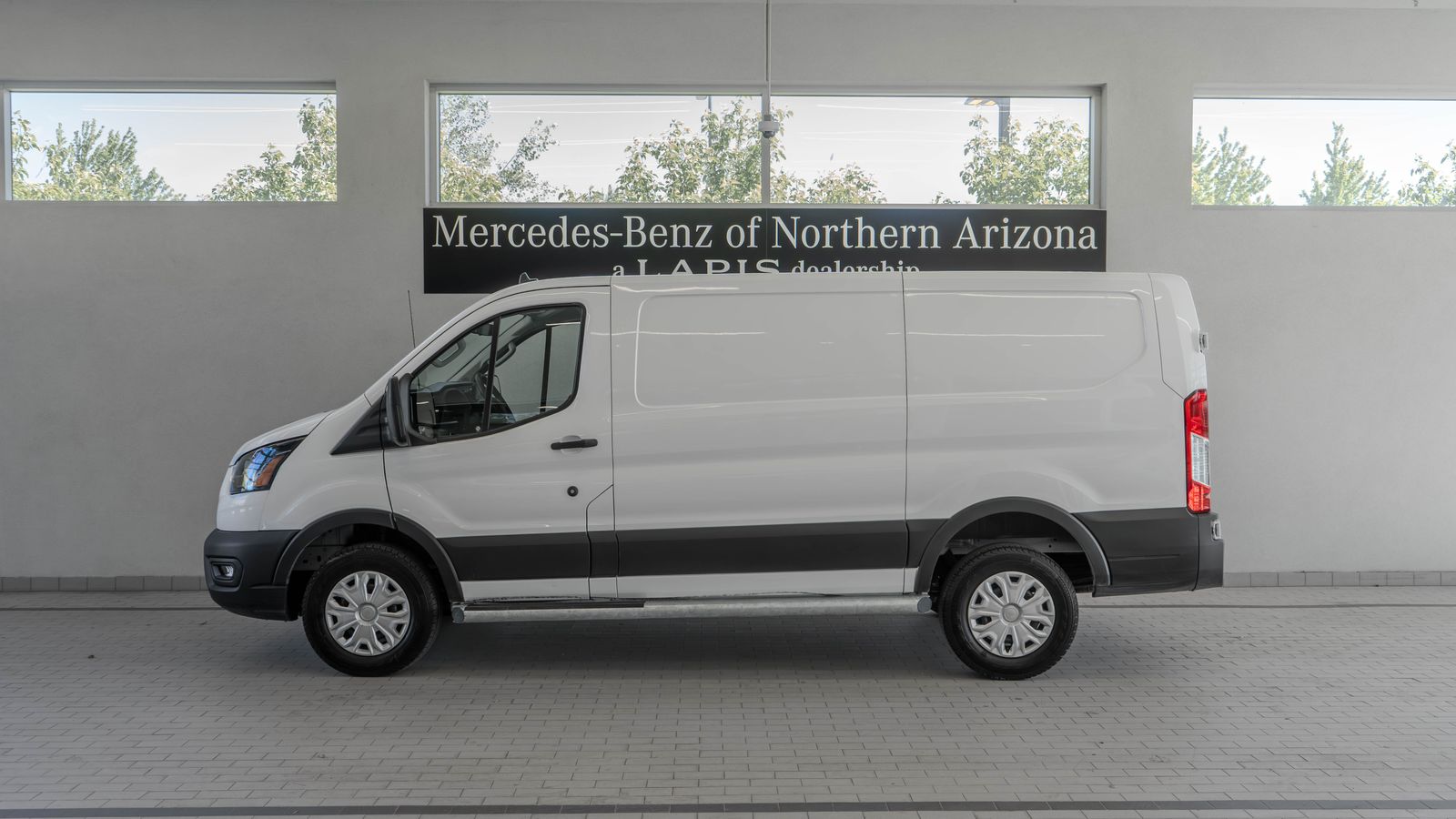 2025 Ford Transit-250 Base — full photo 2 of 31