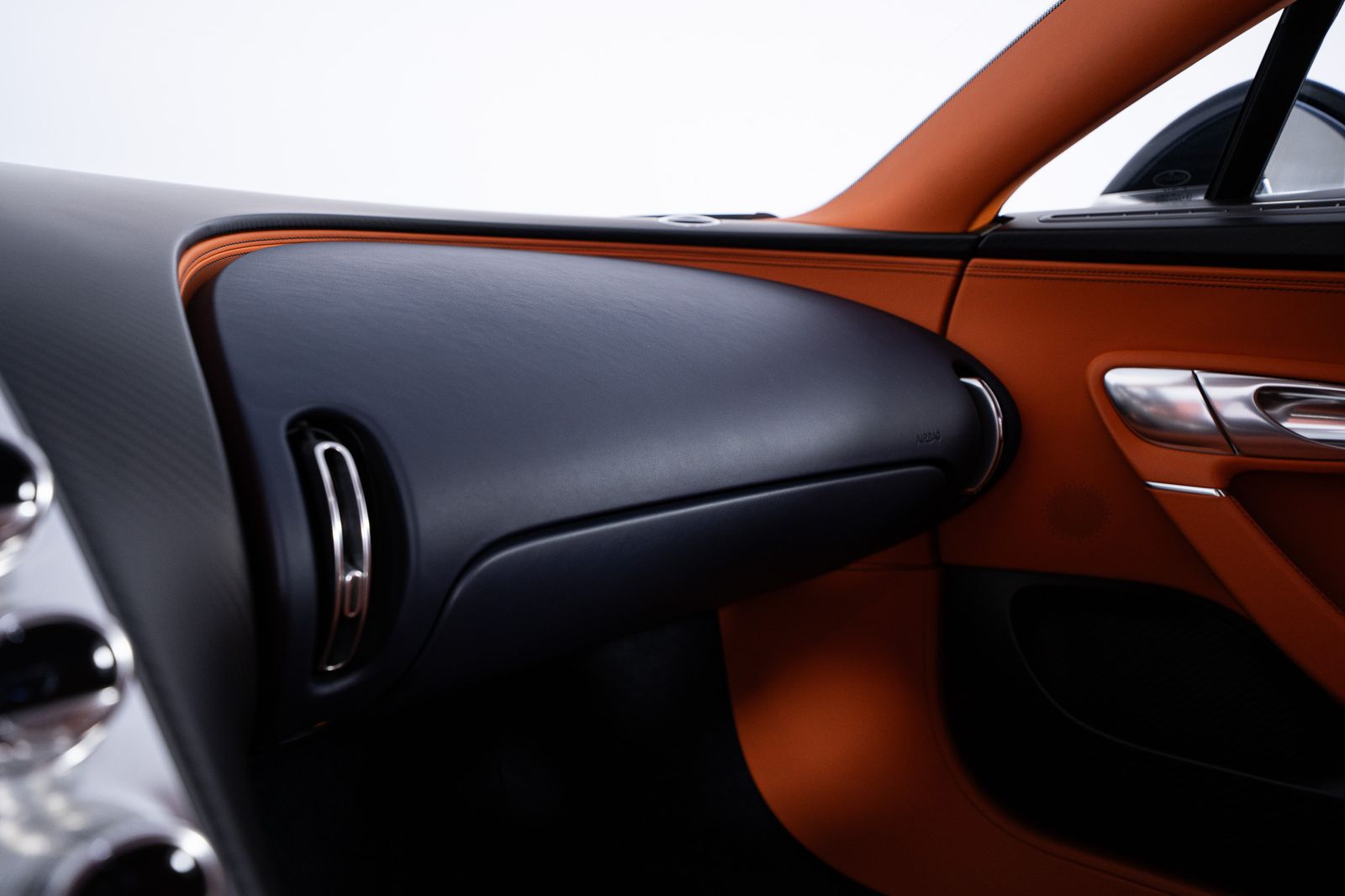 2018 Bugatti Chiron — full photo 40 of 86
