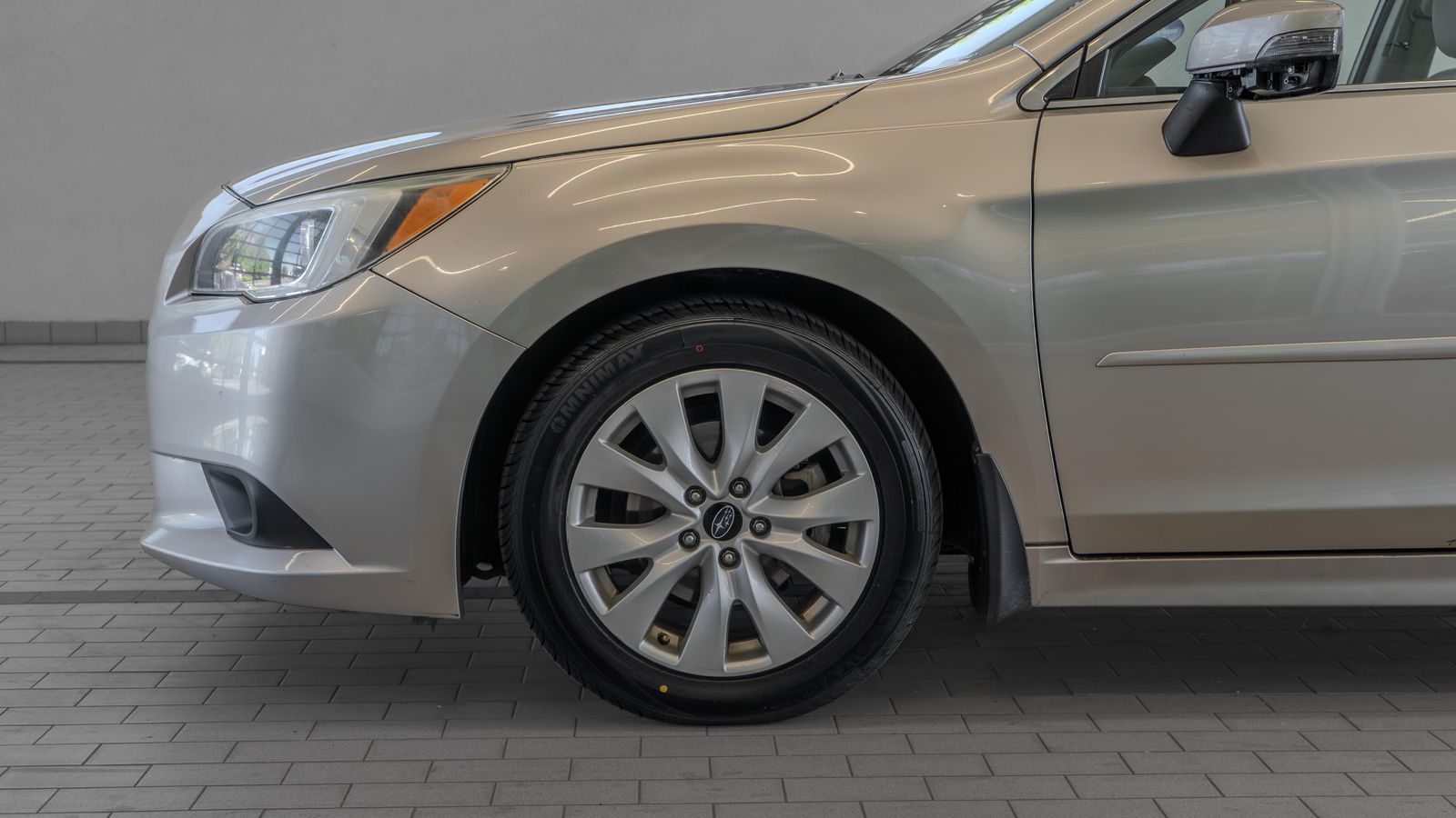 2015 Subaru Legacy 2.5i — full photo 4 of 34