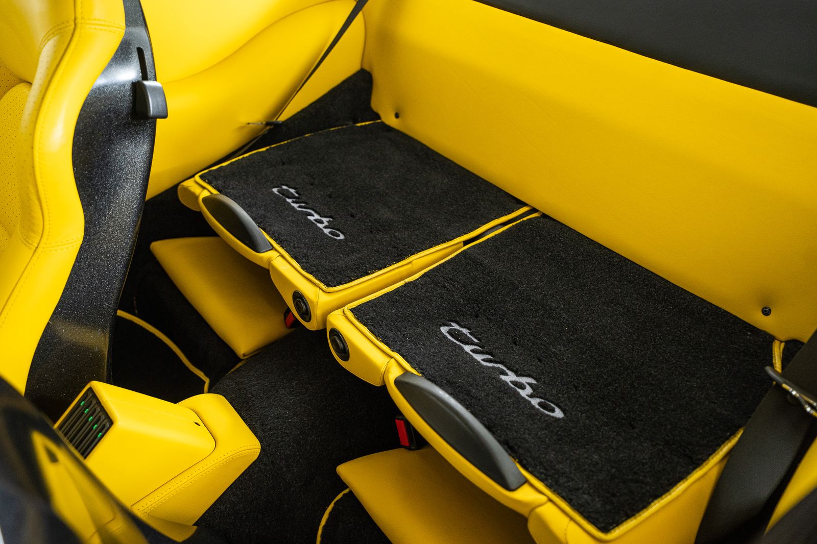 1996 Porsche 911 — full photo 35 of 45
