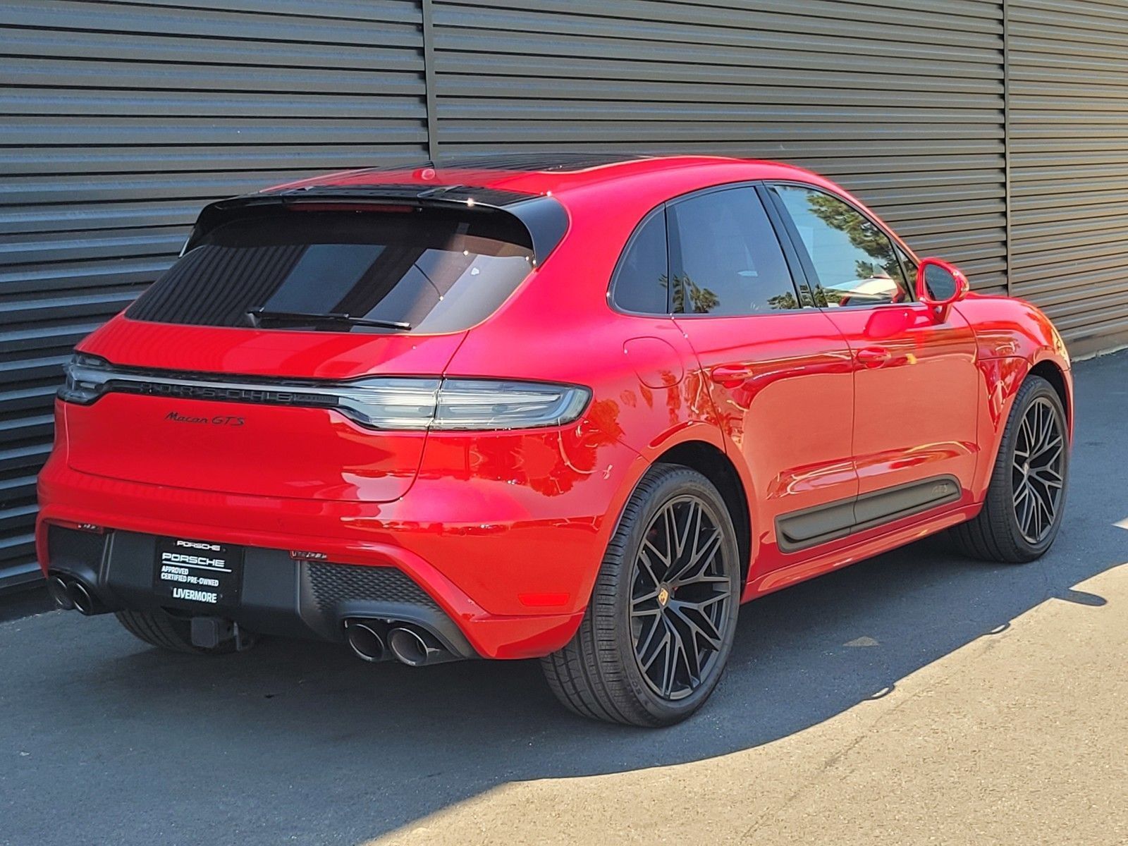2026 Porsche Macan GTS — full photo 7 of 28