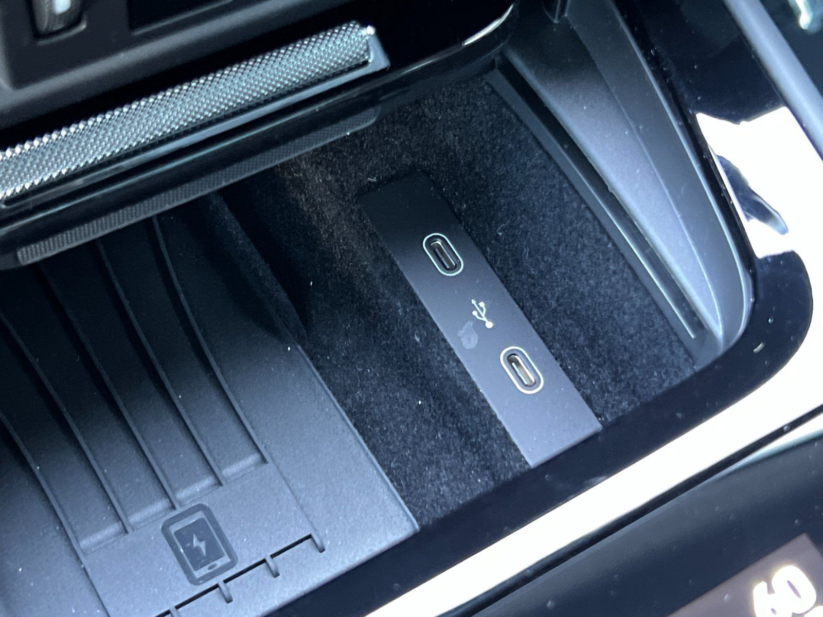2026 Porsche Cayenne GTS — full photo 21 of 29