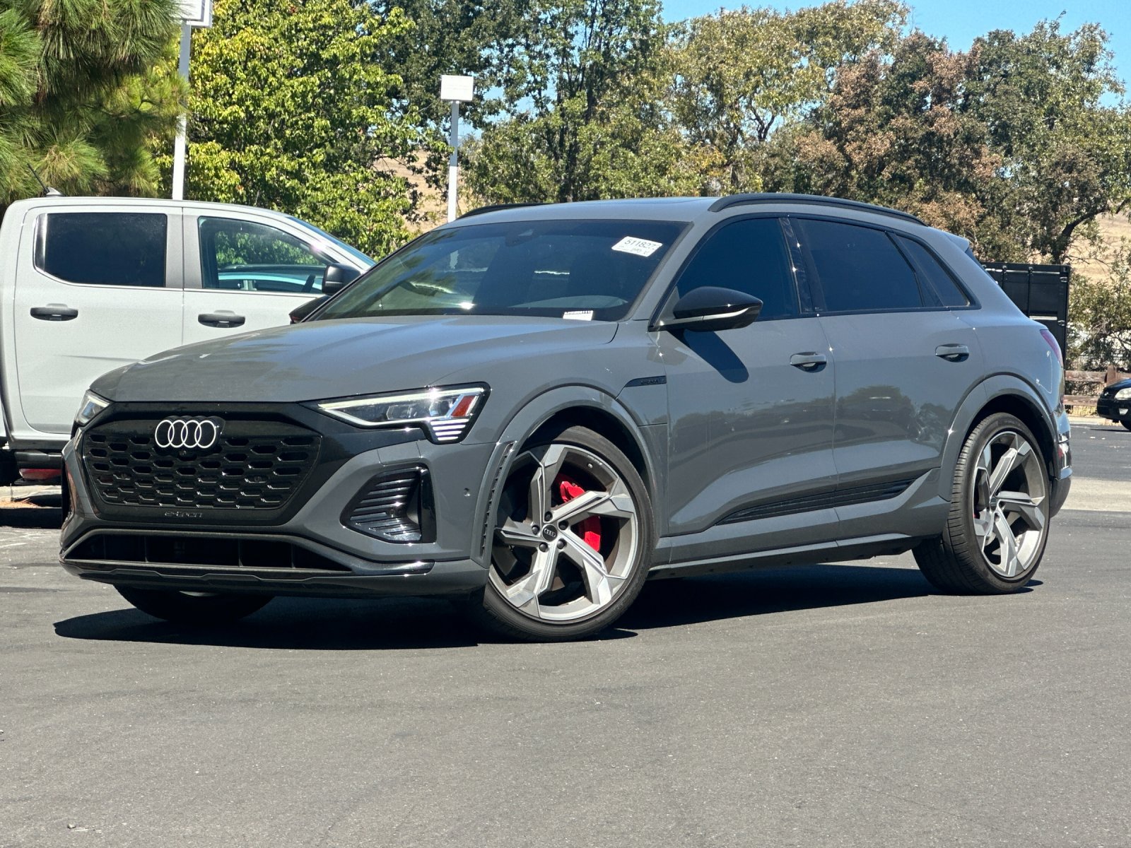 2024 Audi SQ8 e-tron Premium Plus — photo 1 of 28